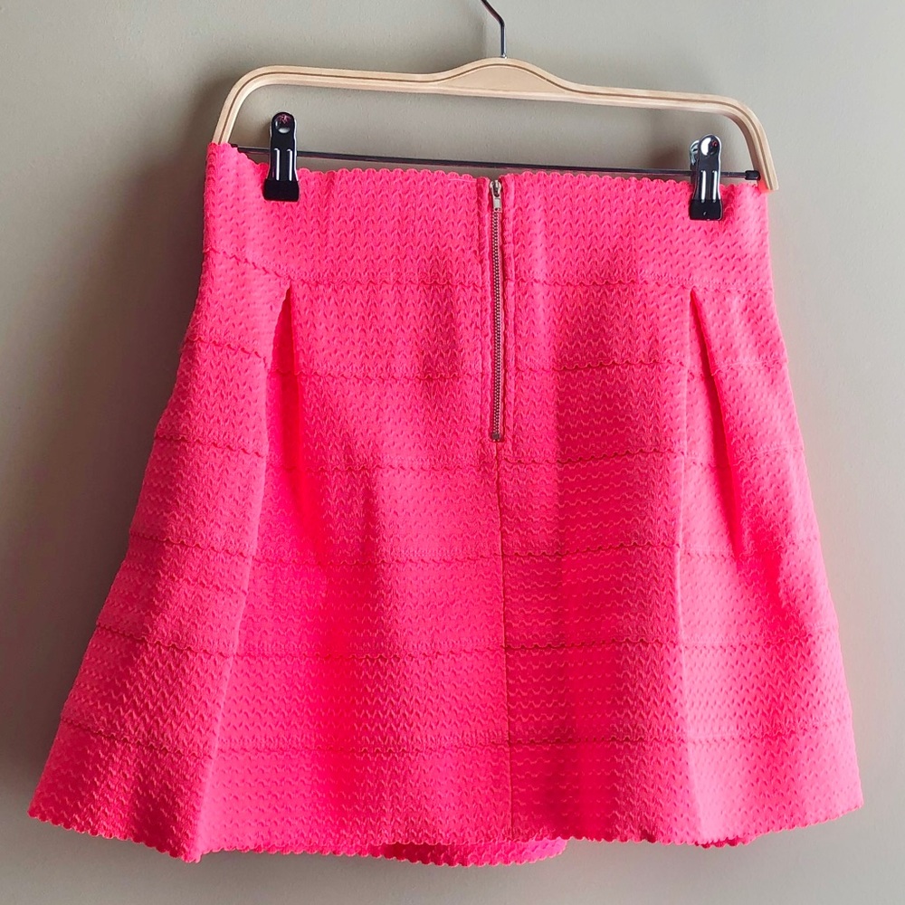 Structured Stretch Neon Pink Skirt - Picture 3 of 3